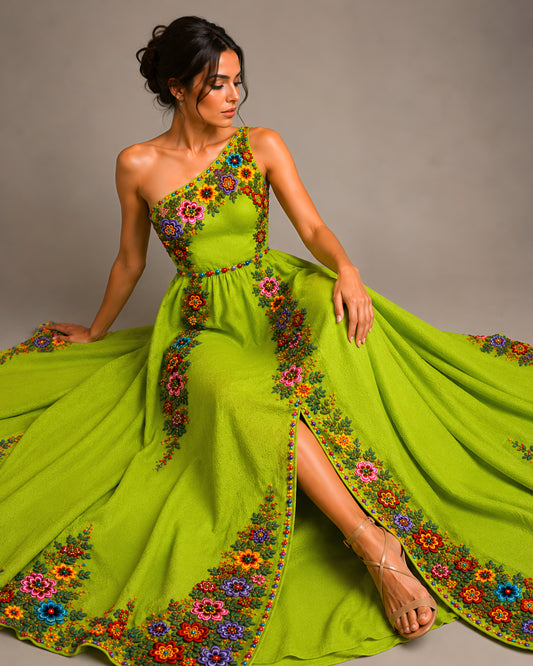 Vestido Largo Bordado 600